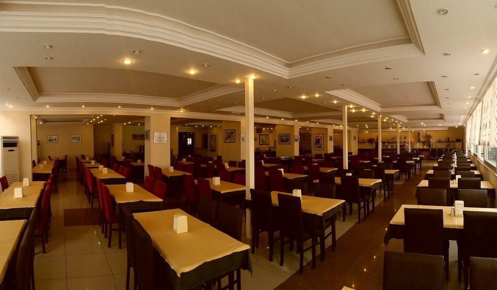 Club Bayar Beach Hotel Alanya Extérieur photo