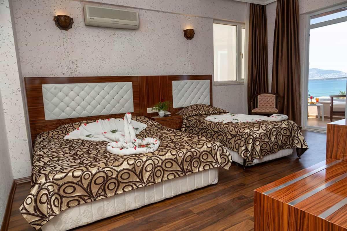Club Bayar Beach Hotel Alanya Extérieur photo